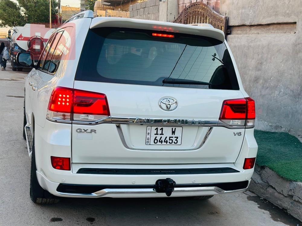 تويوتا لاندكروزر